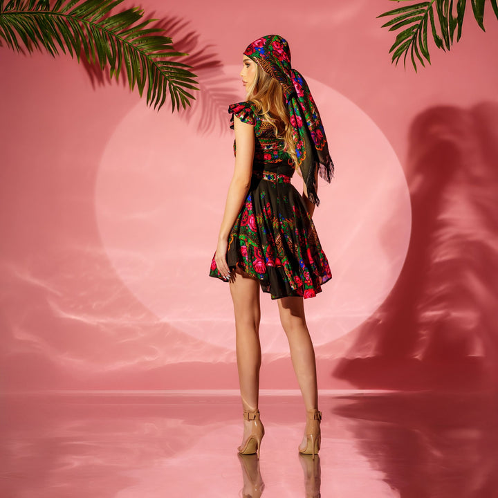 Rochie scurta cu volane si print traditional Ilinca