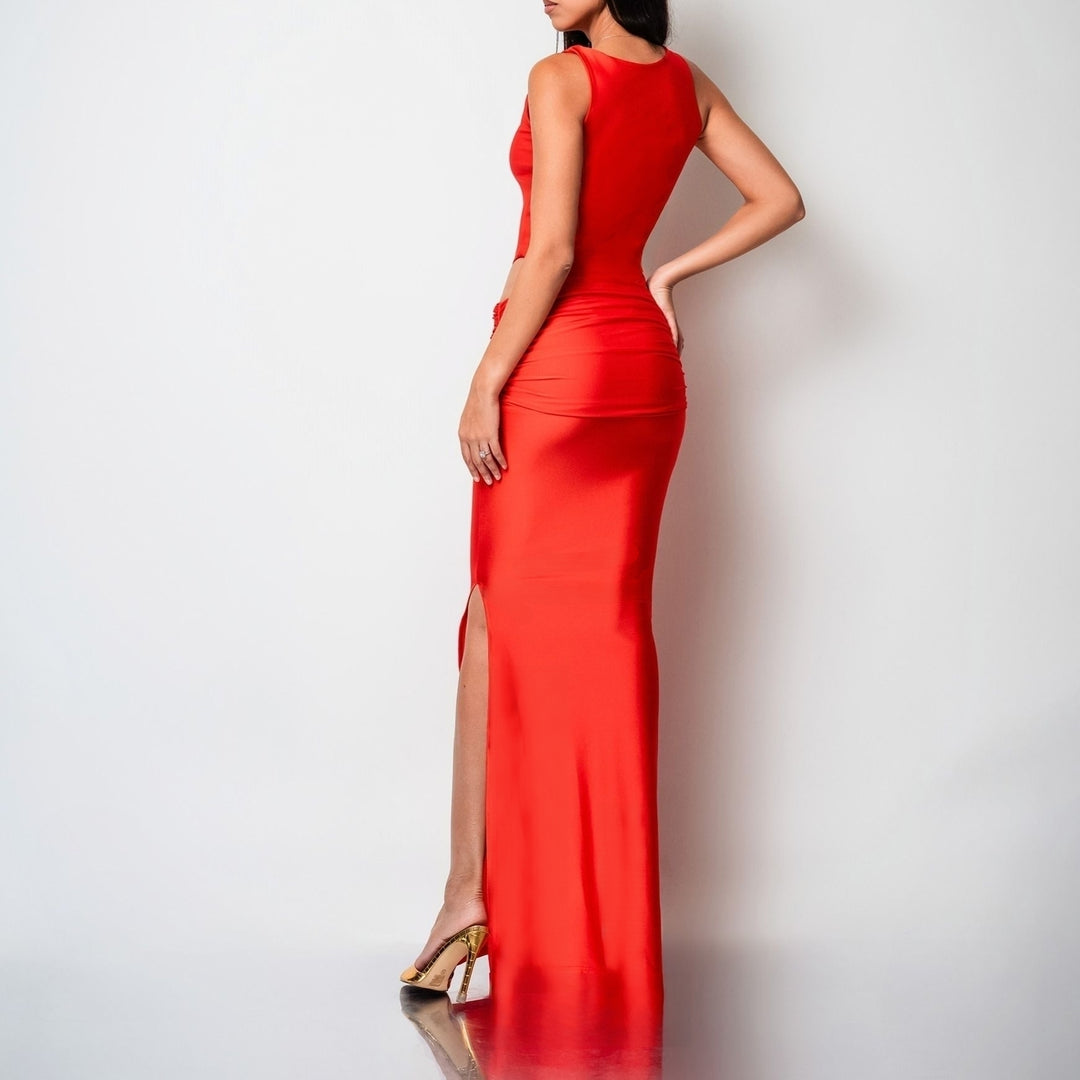 Set body roșu cu croială high-cut și fustă lungă cu drapaje pe șolduri Vibe
