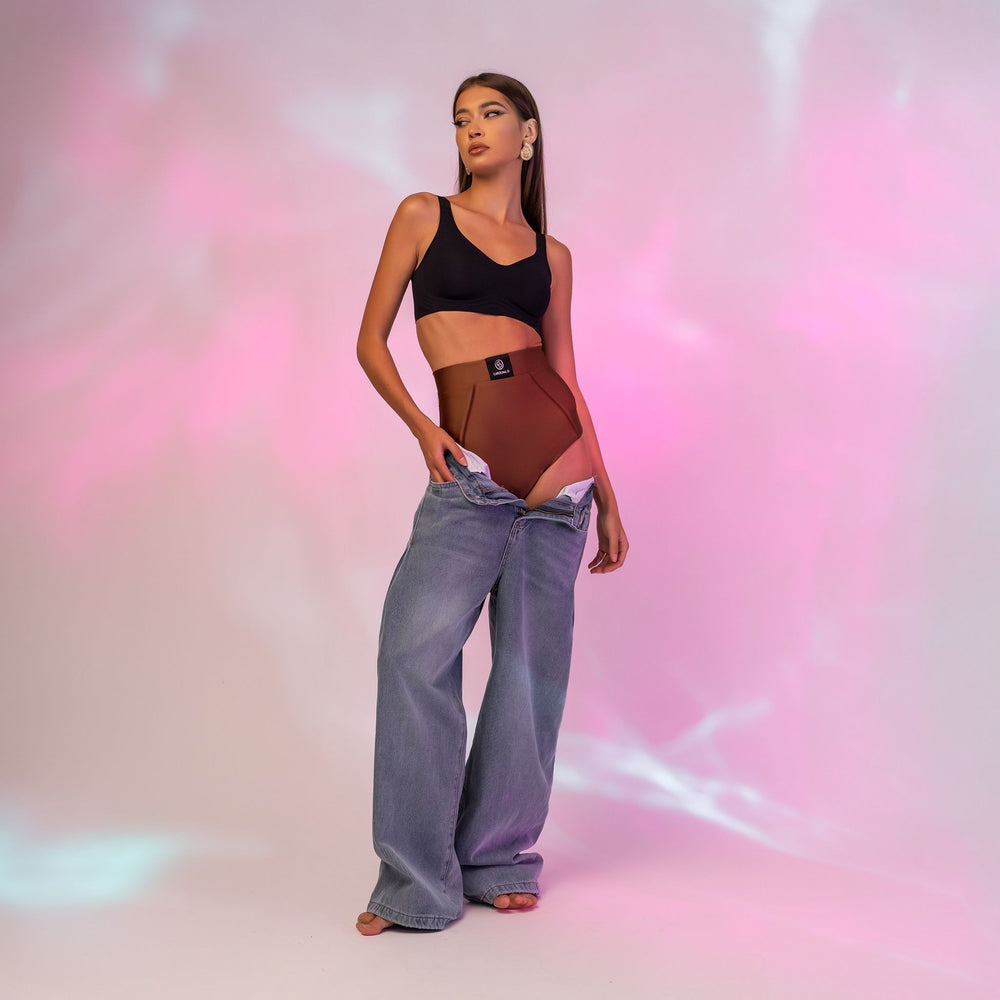 Chiloti modelatori din lycra cu talie inalta maro