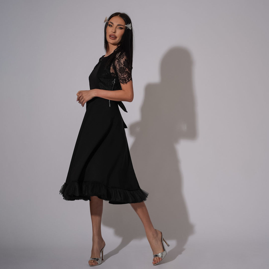 Rochie neagra cu spatele gol si bolero din dantela