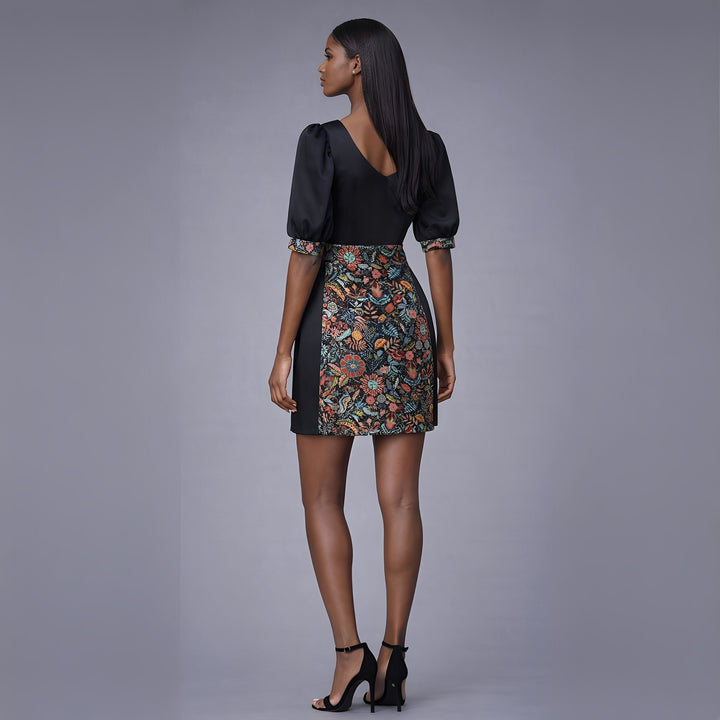 Rochie scurta cu maneca balon si insertii din paiete printate Sarah