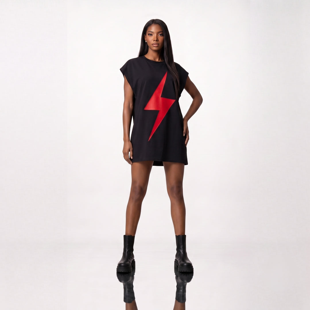 Rochie Tricou Oversized din Bumbac 100%, Design Fulger Decupat la Laser