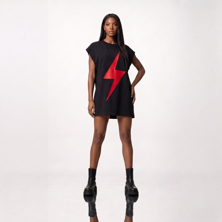 Rochie Tricou Oversized din Bumbac 100%, Design Fulger Decupat la Laser